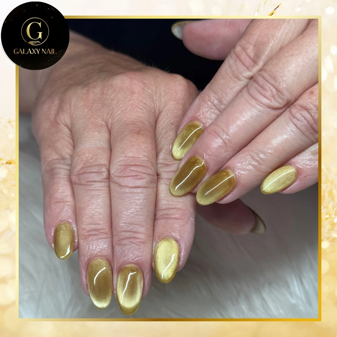Nail Oct 01